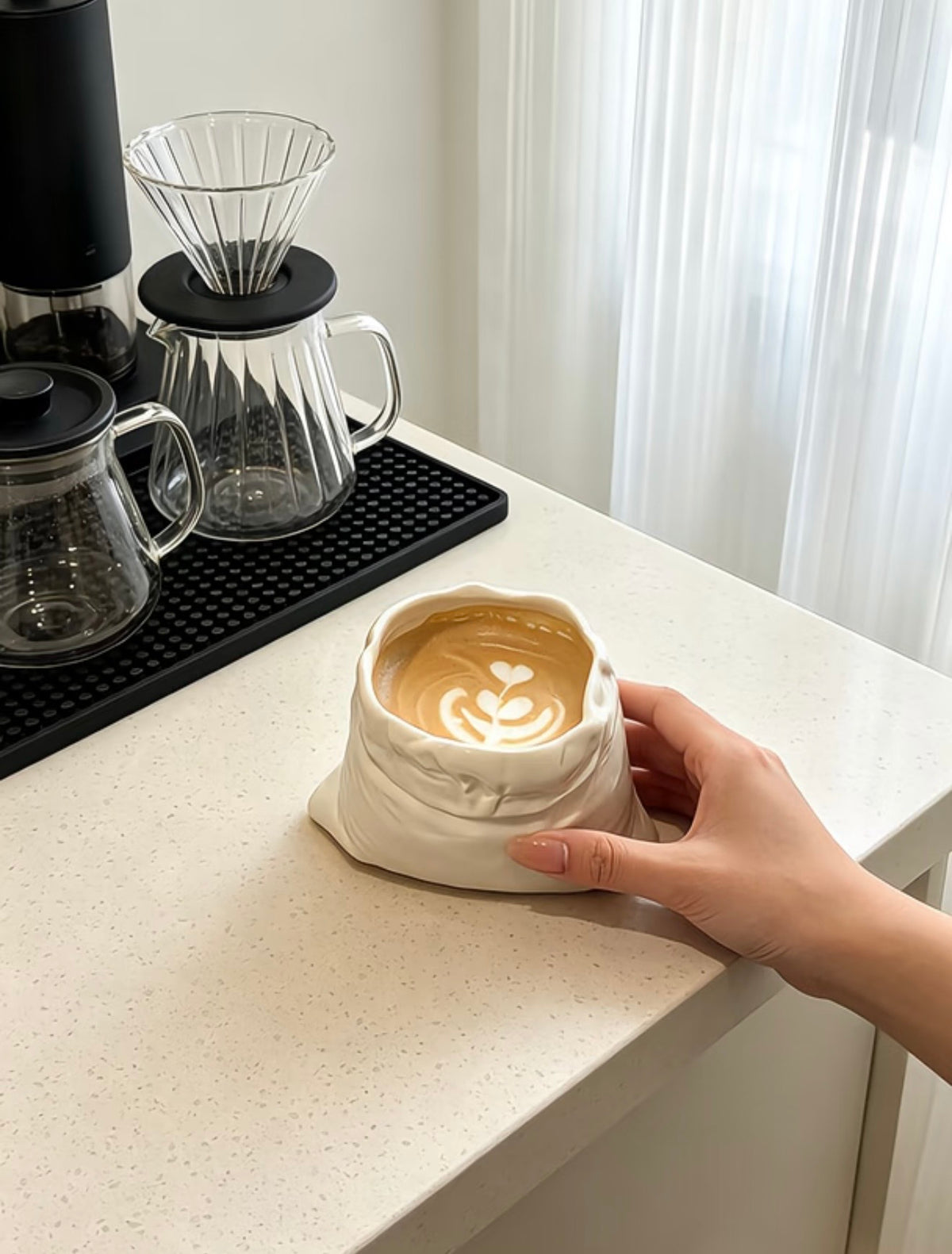 450ml Lucky Bag Ceramic Mug – Minimalist Coffee & Latte Cup, Handhand Milk Mug with Underglaze Finish