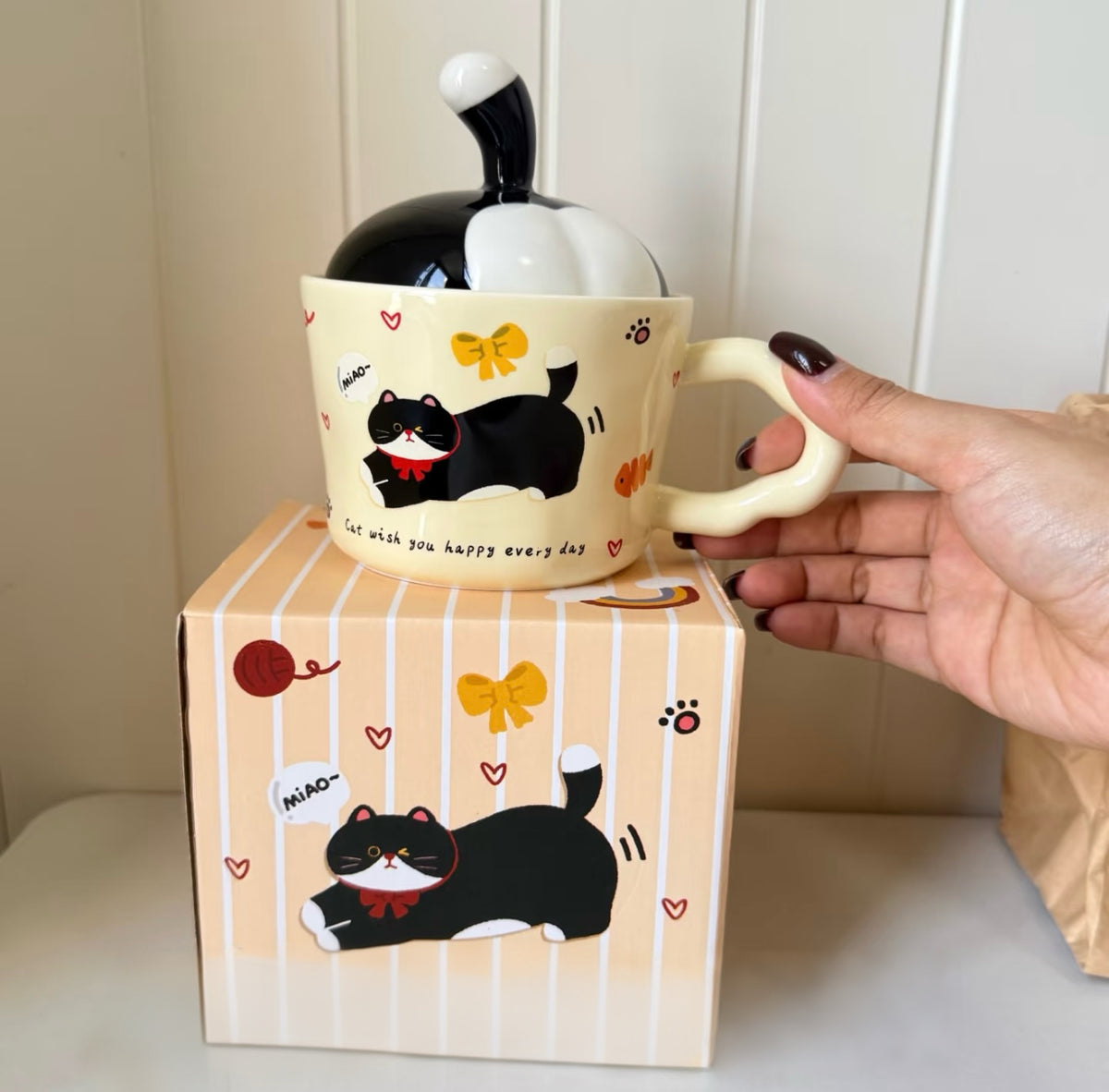 Cute Cat Ceramic Mug with Lid – Creative Coffee Cup, Birthday Gift for Her, Best Friend & Couples